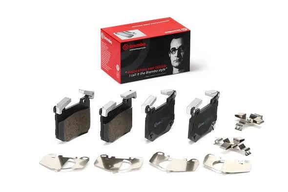 متوفر الان 
دسكات بريمبو الاصلية 
لجميع سيارات جنسز 
للطلب و الاستفسار 
***********
