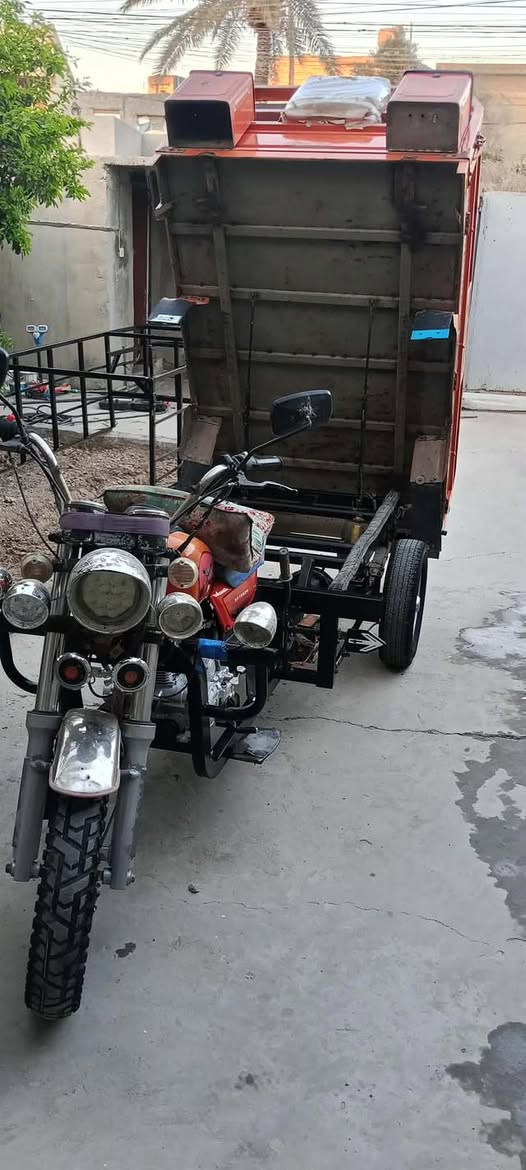 سلام عليكم ستوته صقر للبيع مديل ٢١مكينه ٢٢اوراق اصولي كمرك مكاني بغداد العماري سعر 1550بيها مجال حك جيه ***********
