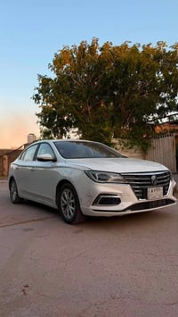 mg5موديل 21مواصفات كومفورد ماشيه 260الف امبدل كير بيها ومكينه خيط تبخي...