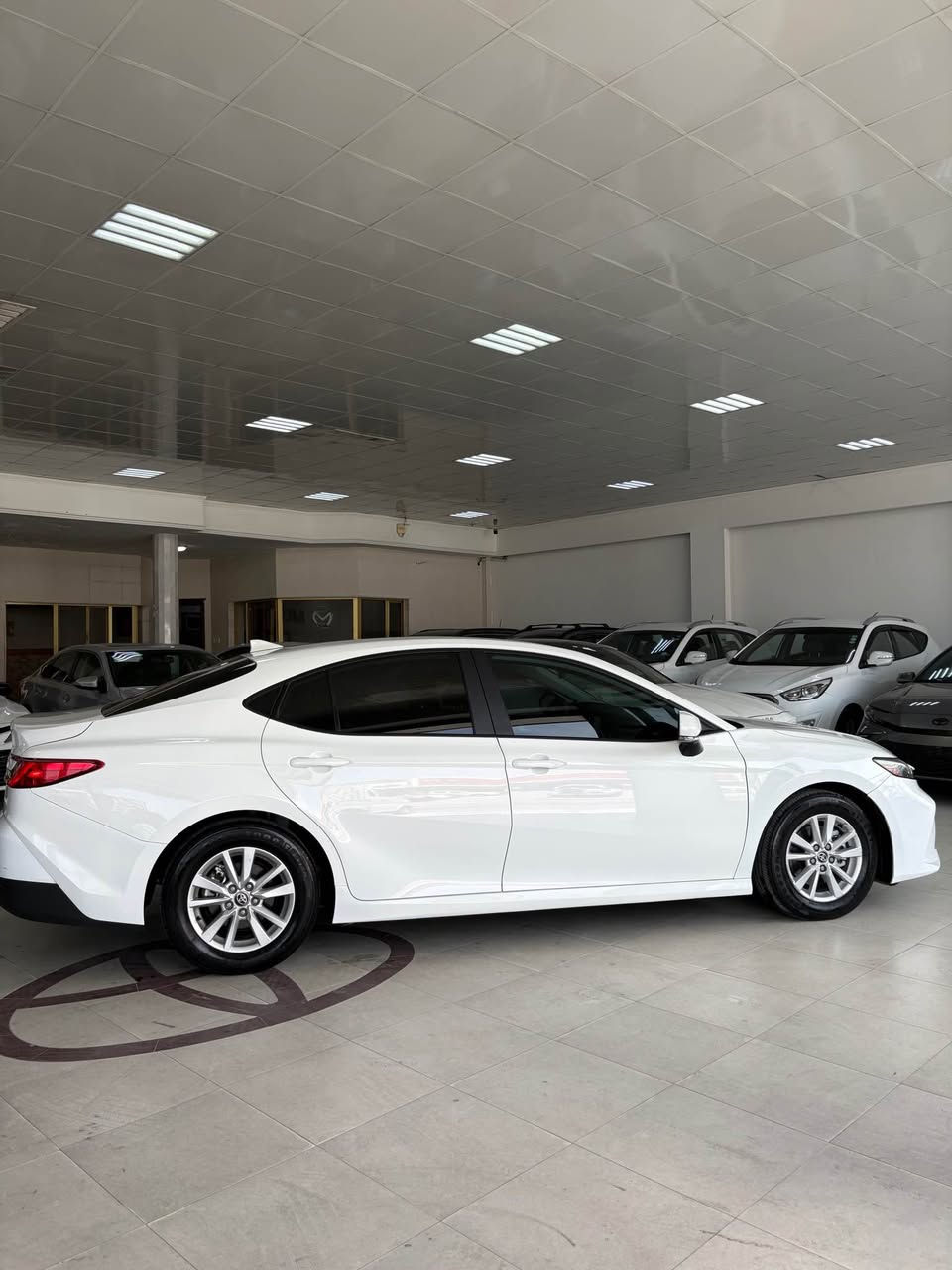 Toyota camry | تویوتا کامری
مودێل: 2025
.
رەنگ: سپی ⚪️
.
مواصفات:LE + Hybrid 
(شەشە - کامیرە - رادار - کوشن کهربائی - برێک بصمە - شغال - لایت زینون - …)
.
سیارە گەلەک پاقژە و معجین.
٣ قتعە کلێر (بەخ) امریکا دەرکەتی.
داخلی و ئیرباگ بشەرت.
.
30000 مایل چوی.
.
سعر: 230$ پچەک مەجال.
.
*********** کورەک + واتساب.
.
زاخو - مهندکارس. زاخو, دهوك
