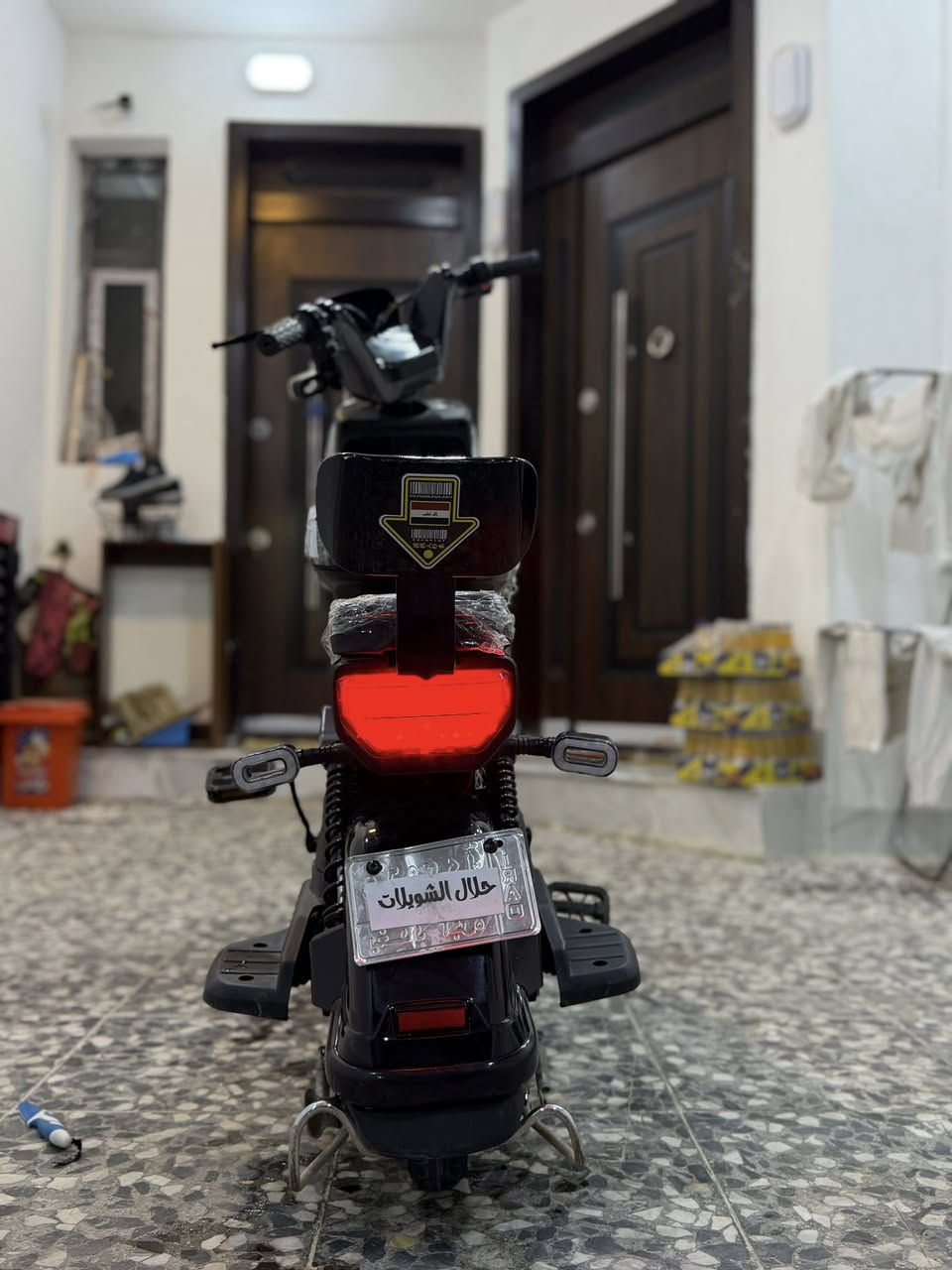 دراجة شحن  حجم 14
موديل 2024 فول مواصفات سرعه 60 ملف 1000  دراجه أربع بطاريات 🔋زينه شحنه وحده 20 الرقم ***********
