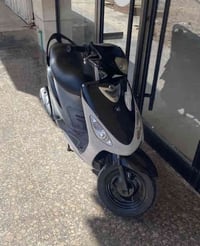 دراجه حلوه ونضيفه كلشي بيهه شغال مستعجل على بيعتهه 500 العنوان الكراده...