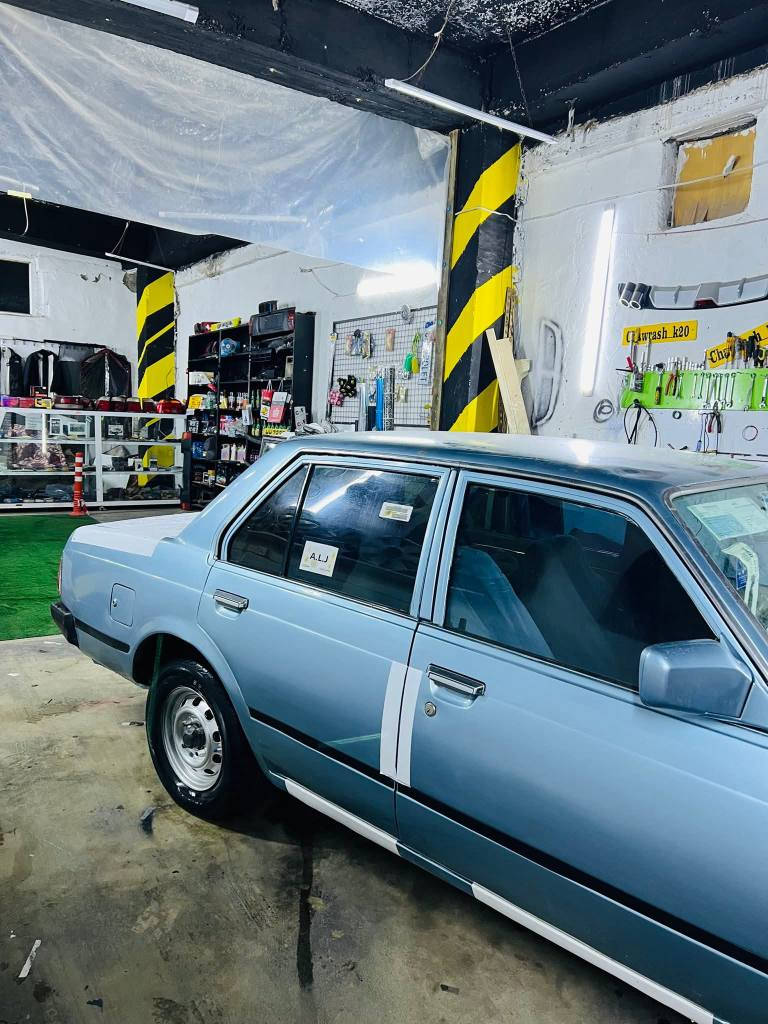 *********** /*********** تويوتا كرونا موديل 1982ته بريد ارم بلاستك تازه كراوه ته وه سه نه وي اسلي له گه له ته بريد له گه ل سويج گيرو مه كينه ته بريد به شه رت سبوغ عام بو جواني ده عم ليدراو ي نيه سه ياره كه مالي دوسته خا وين مايته وه هه موو گياني به شه رت شوين كويه جوار تا يه نوى له زيره سه ودا ش ده كه م به سه ياره به دلم بيت كويسينجاك, أربيل
