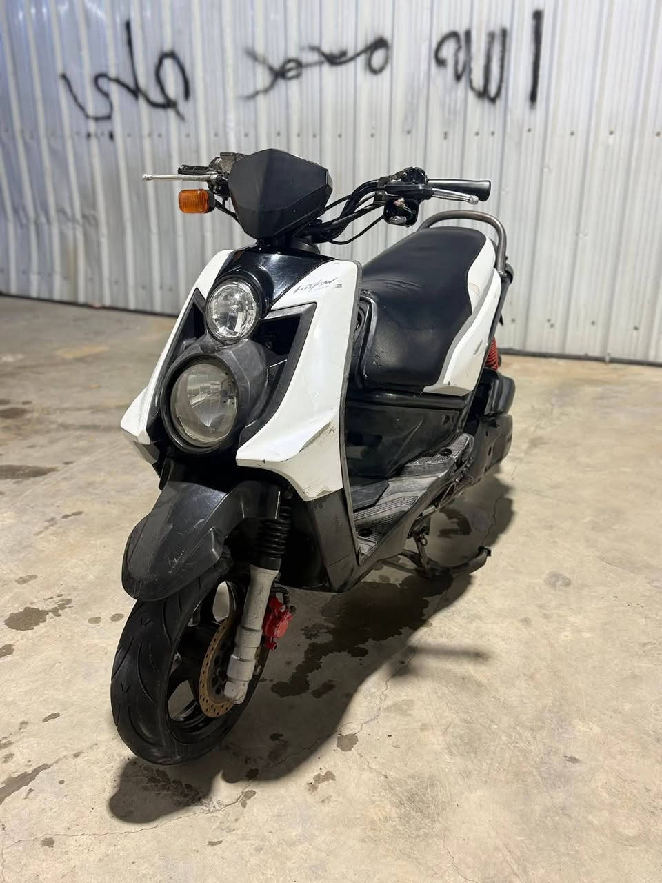 سلام عليكم دراجه سكنس جبلي للبيع مكينه خير من الله ومكفوله كلها ومابيهه كل نقص شلعه ومعدل فوول مكينه خرسه كفرات بلاديه وختم واحد دراجه مابيه كل نقص كهرابايات كله شغاله أوراق كامله كله مكاني بغداد الحسينيه رايدها ب٨٥٠ وبيه مجال بسيط ***********
