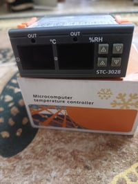 متحكم حراره ورطوبه فقاسات للبيع السعر 20 الف 07717464462