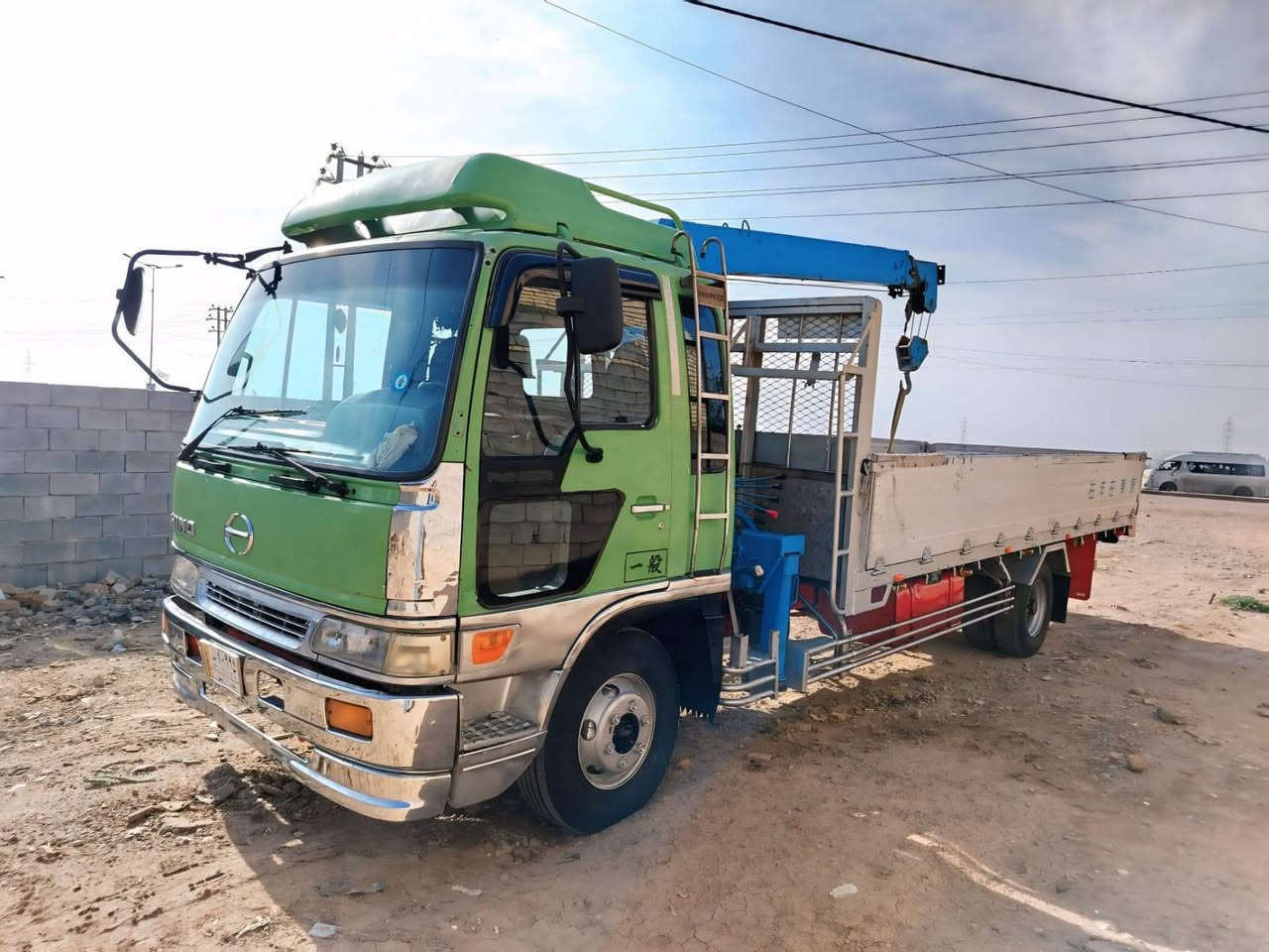 هينوا انكر موديل ٩٥ مكينه ٨٠ خطين كرين سلايتين سياره مكفوله شاصي مكينه كير اكسن كفاله عامه بلسنويه كرين رقم بغداد مشروع وطني تحويل ثاني يوم مكاني بغداد *********** ابو عباس للبيع بدون مراوس
