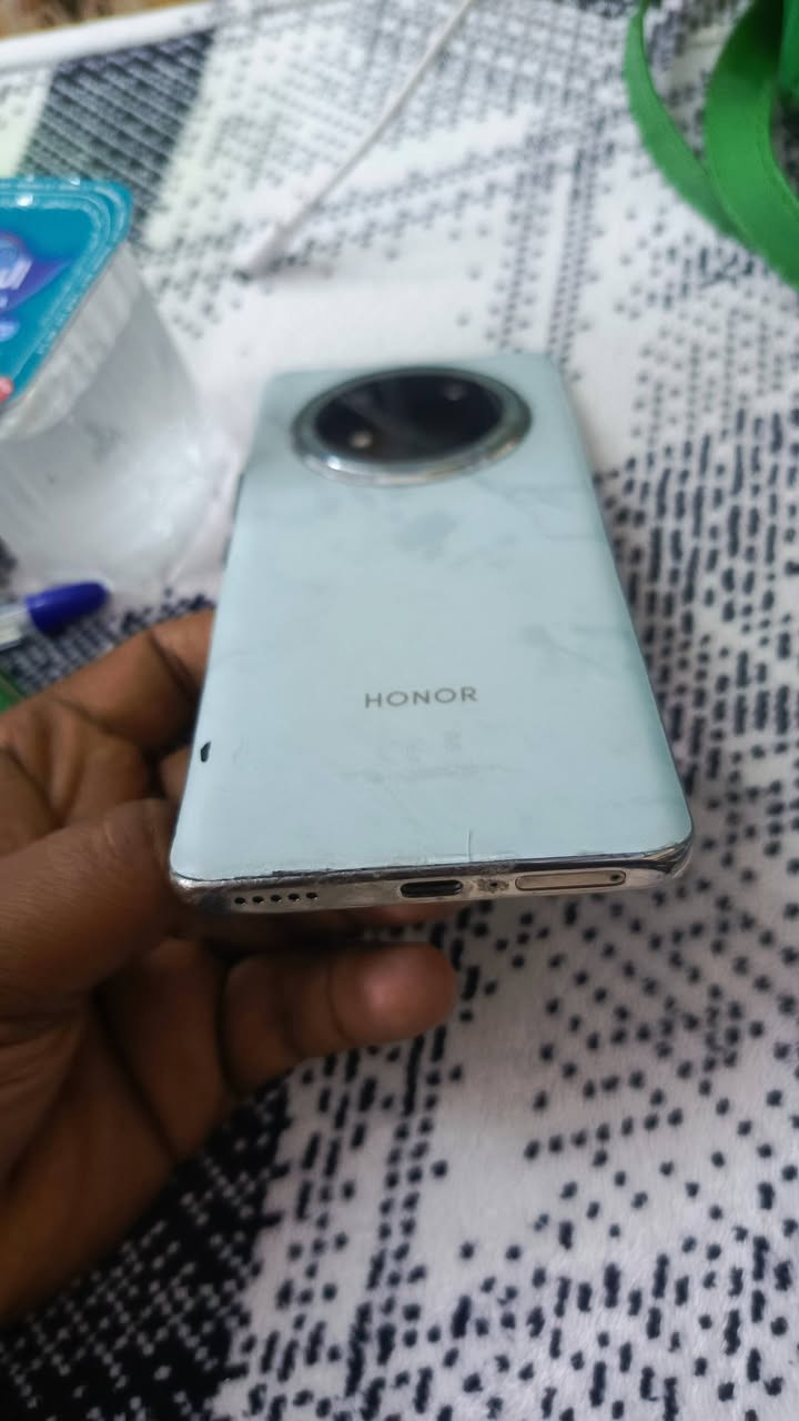 مراوس بأيفون فقط موبايل هونر x9c  جهاز راقي شحن يومين مايخلص كامرة كزازة شاشه منحنية مضلعه مابي اي تصليح مكفول فقط ضهر مالته وكع وفلت ولزكته بأميري اي تصليح شرط مرجوع مكاني ناصرية مركز مراوس ايفون 11 برو ماكس فقط


**إذا كنت صاحب هذا الإعلان وتريد حذفه لأي سبب، رجاءا أرسل رسالة إلى الدعم الفني**