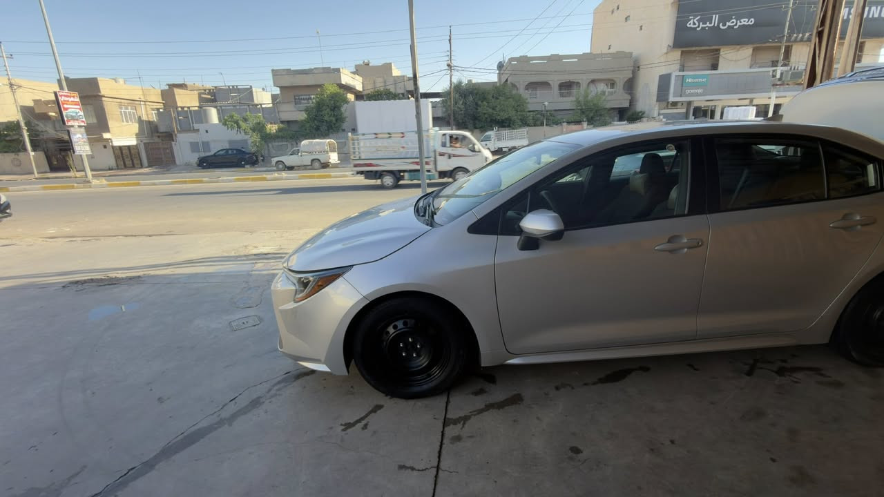 كورلا للبيع موديل 21
محرك 1800 
كير اوتو 
تبريد ثلج 
ماشيه 60 ميل 
بي قطعتين جاملغ سكن تجاري وصندوق متبدل تجاري وبي اشويه تعديل بارد 
بدون دواخل بدون ايرباك 
بجم كبس سيارة مابي برغي نقص 
رقم سليمانيةسنوية جديدة هزه وبراد كله جديد بسمي شرط التحويل والغرامات وبي كوبون بنزين 
سعرها 143 بي مجال 
للأستفسار ***********

