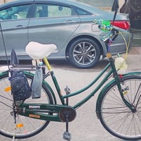 بيسكل البيع حجم 26هنه وقراضه ألوان زيتوني ما بي صبغ السعر 70بي مجال بس...