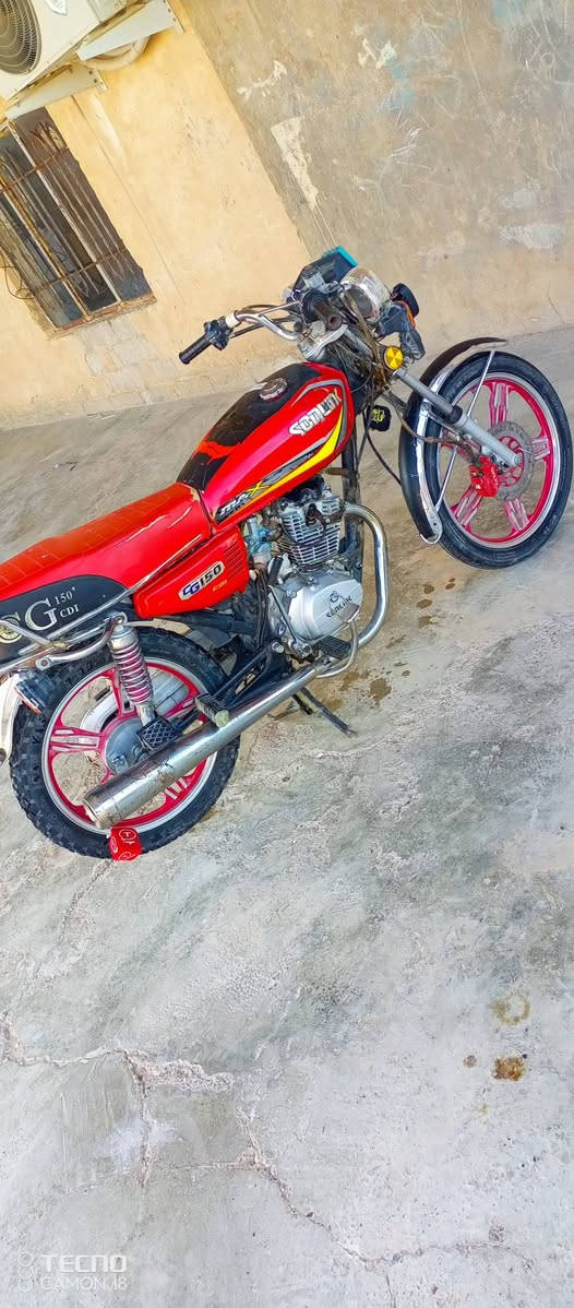 سلام عليكم سولنك 23 مكفول من تأير لتاير محرك نار شرط مكفول من تأير لتاير مال جناي مابي اي نقص مراوس بتايكر حسب القناعة أو بيع 475


**إذا كنت صاحب هذا الإعلان وتريد حذفه لأي سبب، رجاءا أرسل رسالة إلى الدعم الفني**