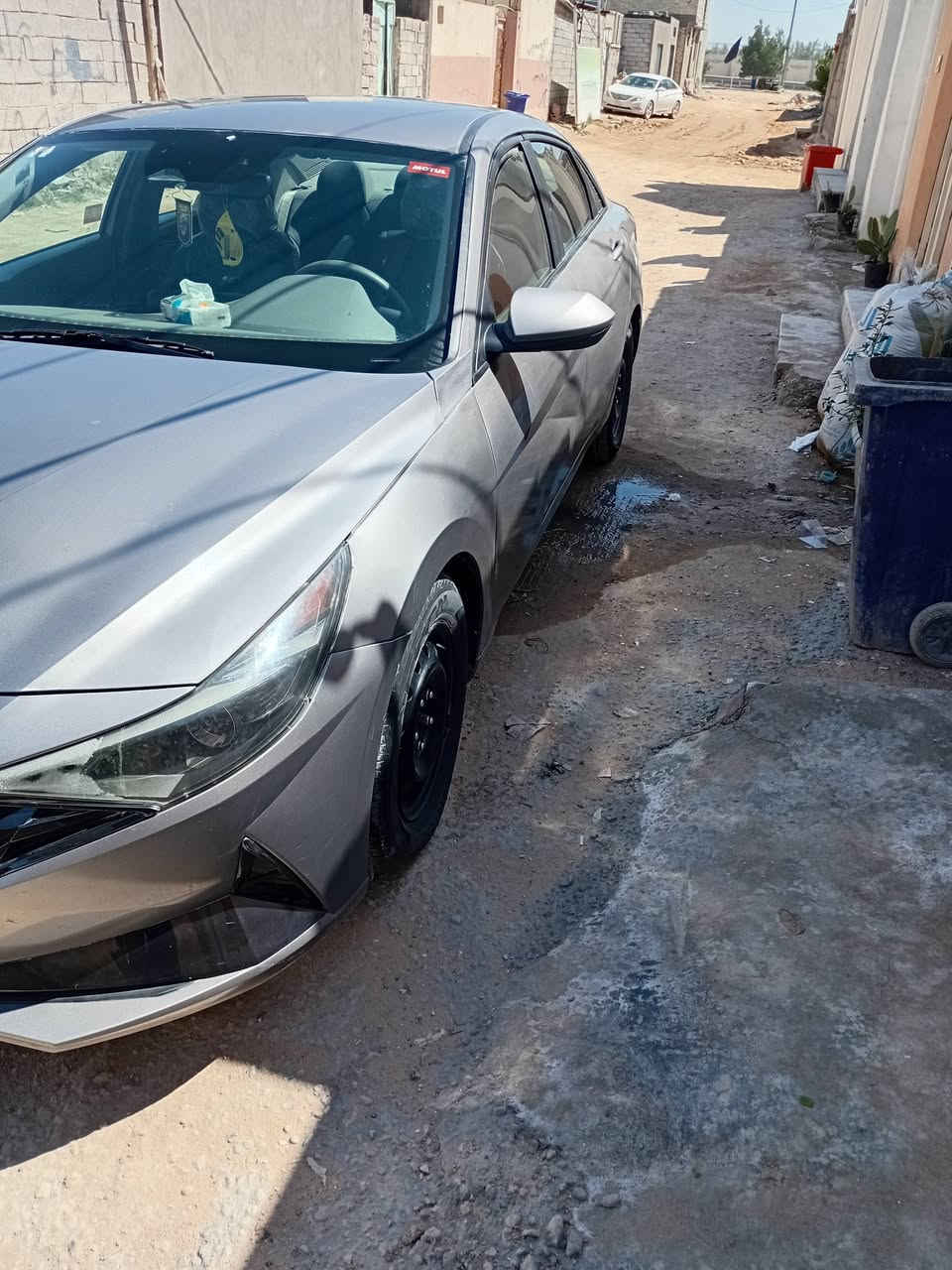 السلام عليكم
النترا ٢٣ وارد 
معوقين ذي قار وكاله عامه
ماشيه ٤٧ الف كيلو
السياره بيها حاظث بالعراق شاصي جه السايق  متعور 
ونصبغت صفحه السايق كلها 
بدون تبديل ليبل واحد 
مكينه وكير 
تبريد بس غاز لان بالضربه بدلت الراديترات 
السعر ١٢٧
