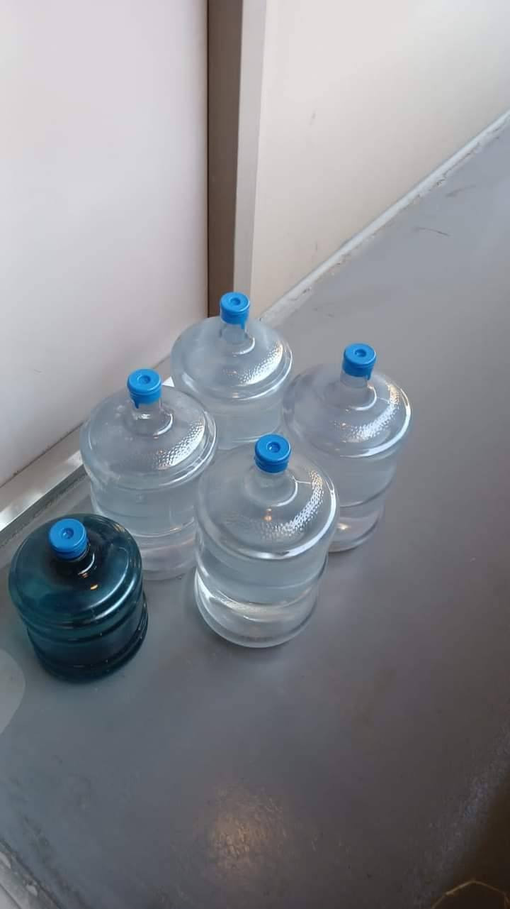 يسعدنا ان نقدم لكم خدمه توصيل #ماء_ارو خاصه بمجمع  بسمايه السكني
#الطلب والاستفسار.الاتصال على  الارقام التاليه شركة مياه المدينه  لخدمة توصيل ماء 💧RO

  (***********)
(***********)
