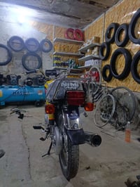 دراجه للبيع نامه متياز مديل 25لدراجه نضيفه لسعر 750 وبيه مجال قليل 077...