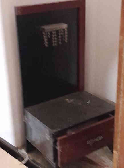 غرفة تركيا 300 زعفرانية ***********
