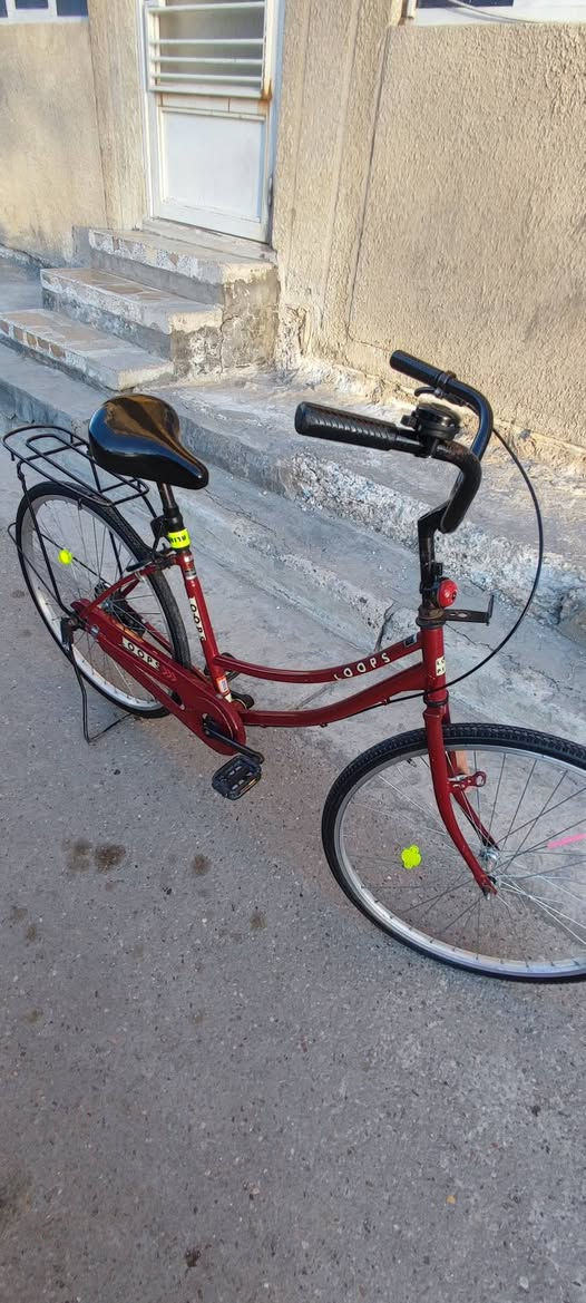 السلام عليكم بايسكل بناتي للبيع موديل2018 غراضه كامله جاملغات وبريكات سعره 70قفل مكاني بغداد شعله خطيب الزراعي رقم ***********
