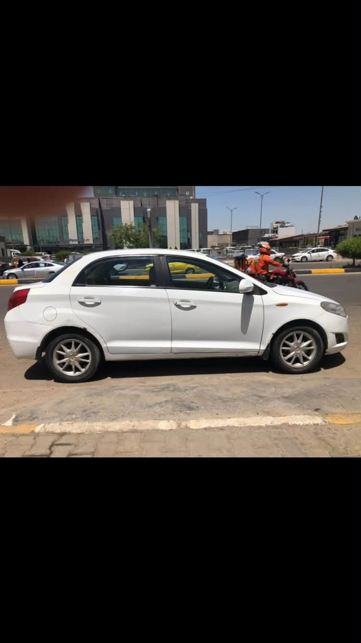 شيري فلاوين للبيع تبريد ثلج مابيهه اي صبغ فقط بيهه ضررر بالباب. واكفه وصربتهه سياره مكان بغداد الغزاليه. سعر ٣٢وبيهه مجال هاي الصور كدامكم الي يعجبه يتصل والي ميعجبه اترجا ليكسر برزق العالم للاستفسار ع رقم ***********واتساب فقط هذا وهذا خط فقط***********
