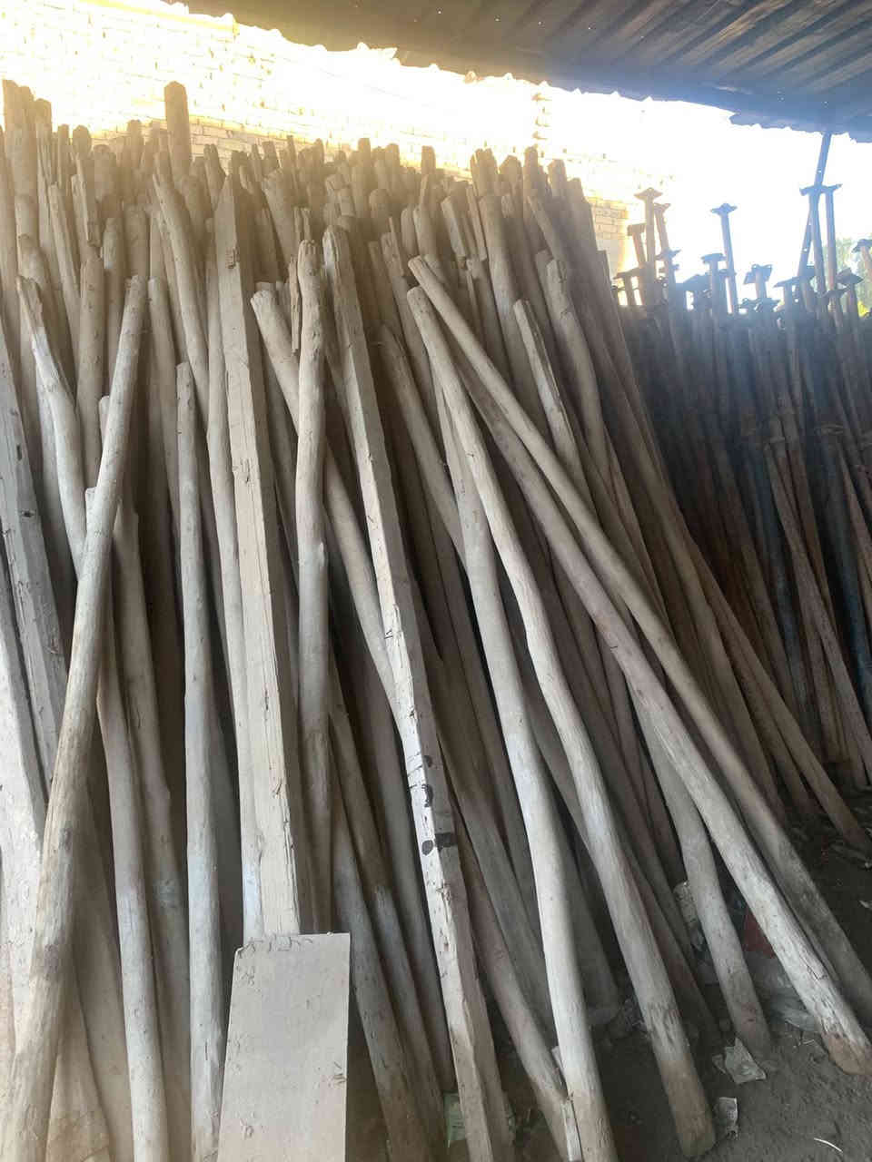 السلام عليكم عندي تكمه لبيع رايده ابيعهن كلهنه تصال على رقم ***********
