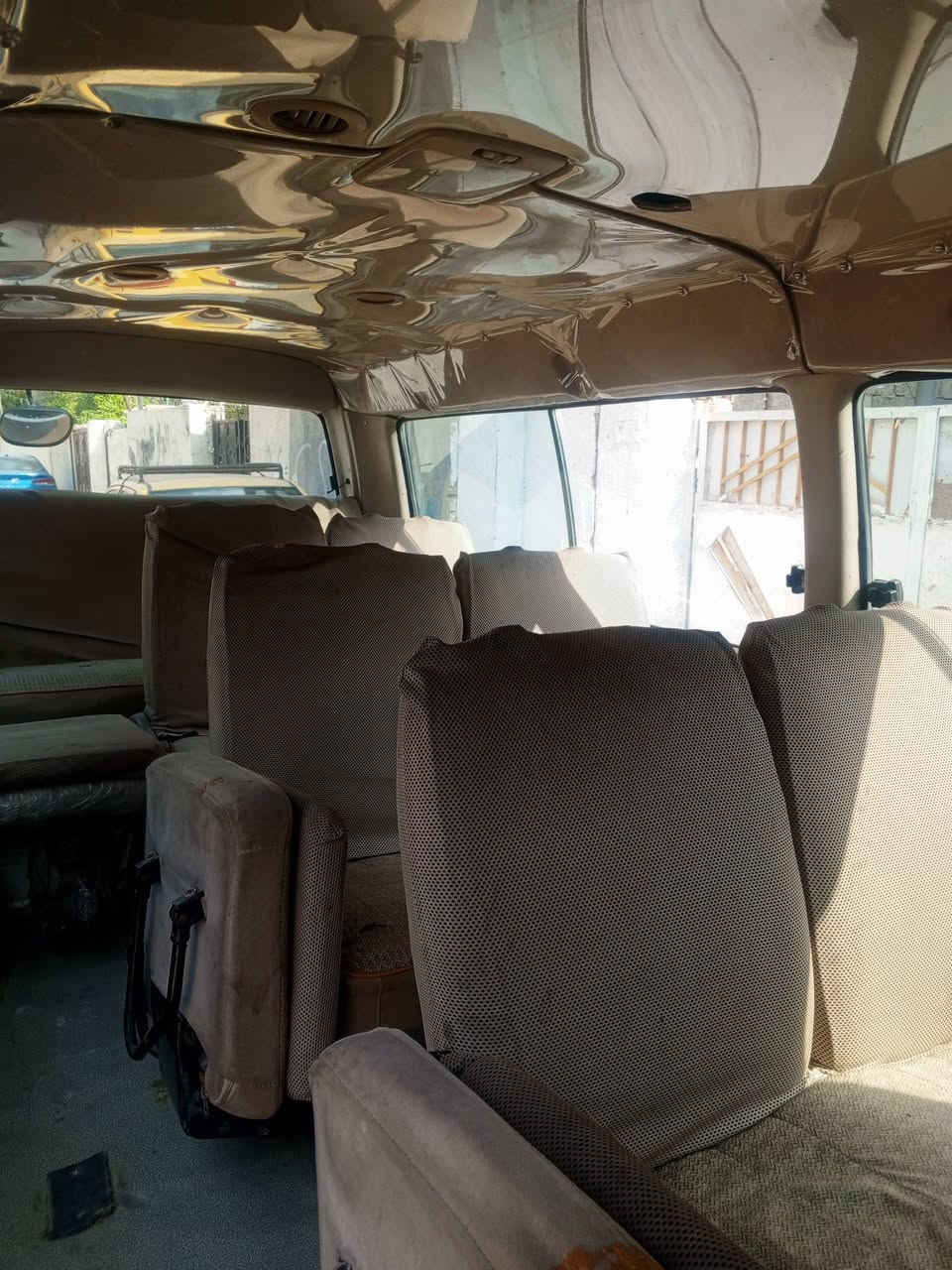 السلام عليكم جمبي موديل 12 سياره جاهزه مكينه كير كلج جديد مصبوغ حزام رقم ديالى  انكليزي راعيها الشرعي مصفره هيئة وغرامات السعر 58 بيها مجال للاستفسار ***********
