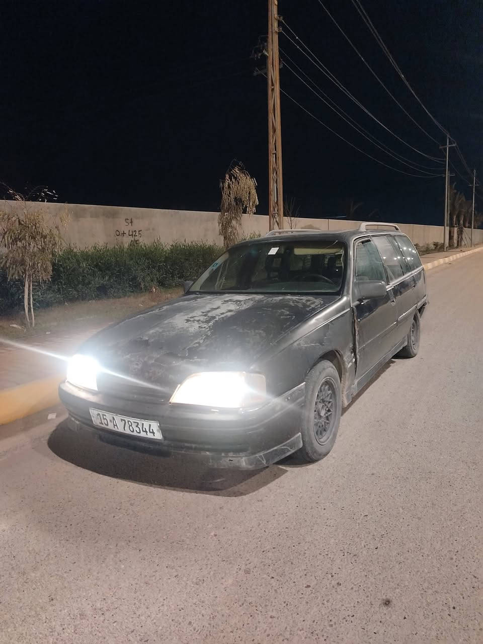 من رخصة الادمن..
السلام عليكم

اوبل استيشن موديل 1992 كير عادي محرك 2000  
السيارة كير محرك بشرط فول نضافة 
سيارة بأسمي تحويل مباشر
هزه جديد ورقم الماني جديد
سنويه الئ . 2029 .
سعـرها (27)  وبيها مجال.
.مكانها الانبار /هيت /ناحية الفرات. 
الرقم : ***********
