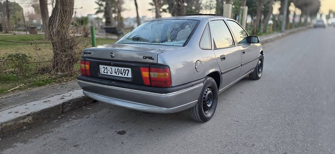 (***********+***********)ئۆپڵ ڤکترامۆدێل 95 مەکینە 20گێرعادی نمونەلەجوانی بێ دەعم و بێ لێدراو کامل کلێرکراوە هیلال و دۆسیەی بیلادە خایسی نیە گێرو مەکینەی بێعەیبە سڵایت و قفڵ مەرکەزیە ABS بەدەنی بیلادەو شعار نەکراوە تەفیەی ئیشەکات کارەبای کامل ئیشەکات سەنەوی تازەیەتا 2029 مانگی 4ماڵی دۆستە سعری 44وەرەقە شمشمل, السليمانية
