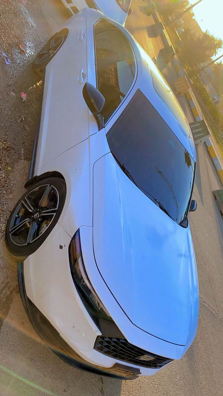 🔥 للبيع — السموراي الياباني 🔥
✨ هوندا أكورد 2024 سبورت هايبرد ✨

🚗 الموديل: هوندا أكورد 2024

⚡ الفئة: Sport Hybrid

🔧 المحرك: 2000 سي سي

📏 الممشى: 40 ألف ميل فقط

🎨 داخل لونين — طابع رياضي فاخر

🏷️ رقم بغداد

👤 الاستخدام: على يد وحدة (1) ومعتني بيها جداً

📌 المواصفات:

✔️ سبورت هايبرد (مواصفات كاملة ومعروفة)

✔️ اقتصادية عالية بالوقود

✔️ قيادة ناعمة وثبات عالي

✔️ نظافة ممتازة جداً

📌 الملاحظات:

🔧 ضرر بنيد فقط  (مبدل نفس اللون بدون الصبغ)

🔧 إيرباك الدركه + البردة الأمامية فقط امبدلات راجعات ابلادي 

📷 صور الحادث مرفقة للشفافية

📍 موقع السيارة:

بغداد -البلديات 

💰 السعر:190 ورقه امريكي

💬 بيها مجال للشراي الجاد فقط

📞 للتواصل اتصال أو واتساب:

***********

✨ سيارة مميزة ونظيفة — فرصة للجادين فقط ✨
