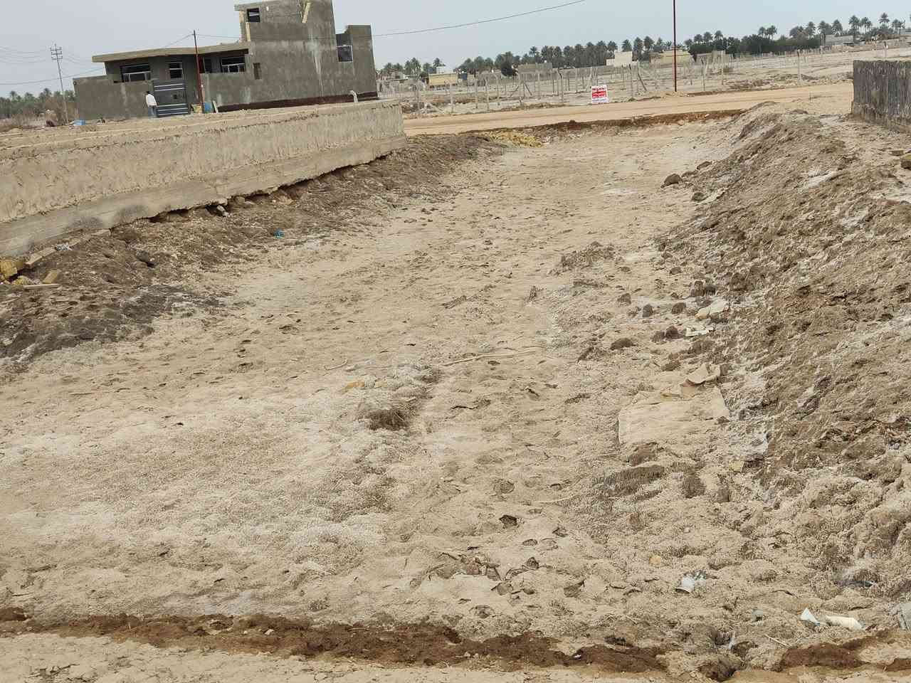 قطعة للبيع المساحة 140 متر طابو صرف الواجهة 10 والنزال 14
الموقع الجمجمة الجنوبية خلف سايلوا الجزائر قرب مدرسة انصار العقيلة ع
للتواصل ‏‪0782 482 3670‬‏
