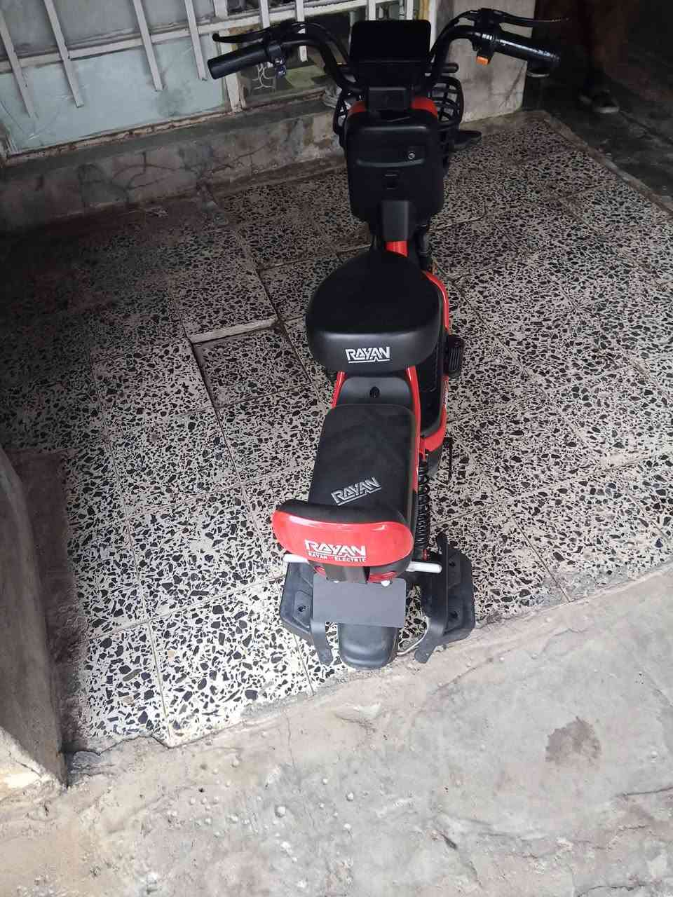 للبيع السعر 400 وبيهه مجال شركة ريان نضافه فول المكان العزيزيه .
***********
