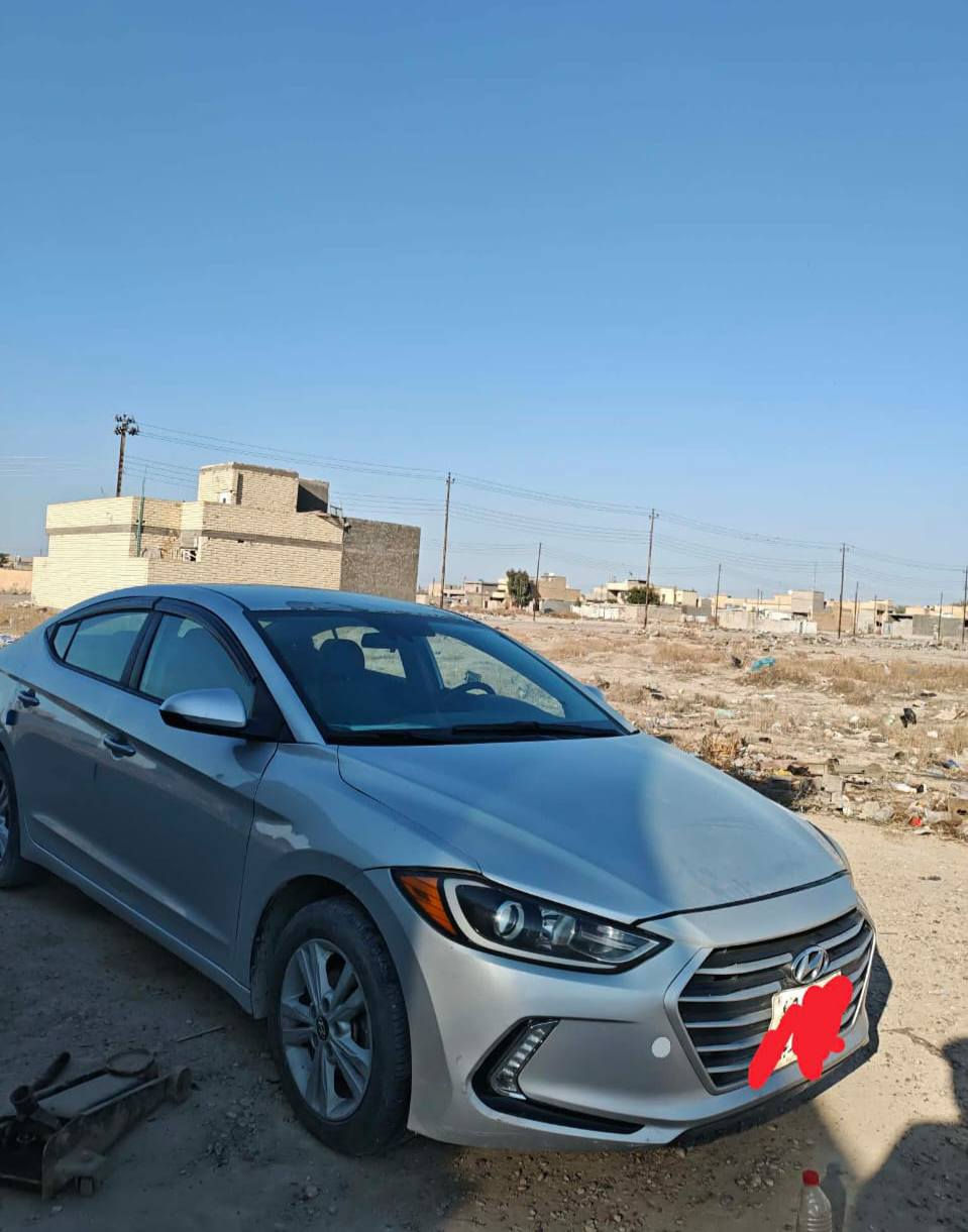 النترا مديل 2017 رقم اربيل 
مواصفات سياره ،،،بصمه تشغيل +ابواب
تحكم استيرن جهتين/شاشه لمس +كامره خلفيه 
داخل بيجي،،، محرك دوش لابخار ولاتنقيص 
وسياره جاهزه مال جنيان تبريد ثلج 
وارد امريكي حادثه جاملغ وبنيد 
وبلعراق بيه قطعتين صبغ 
السعر 117ورقه استفسار أكثر اتصال على الرقم *********** النجف, العراق
