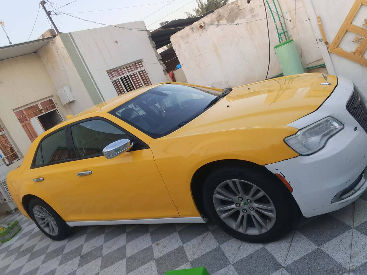 السلام عليكم اوبامه 19اصل رقم بغداد سياره فول مواصفات عده الفتحه  مواصفات s حادث سياره بنيد وجاملغ بدون دواخل ماشيه250 سياره جاهزه ما نقص برغي مكاني الناصريه قضاء لنصر اسعر 240وبيها مجال قليل***********
