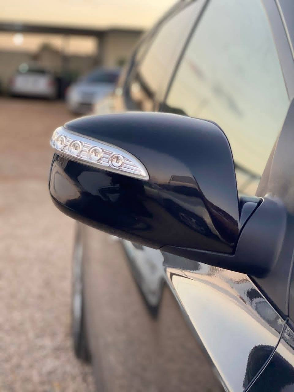 تكسن2011 امريكي
سنويه2027
السعر 125
فول فول فول
لمتد
سقف پانوراما
ايشائر ب مري
كشن كهربائي
تحكمات استيرن
تبريد ثلج🥶
محرك 2400
كوبون پانزين 
*********** واتساب
