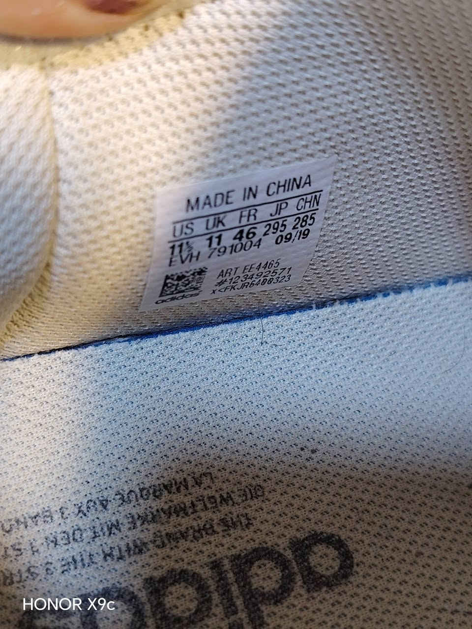 أديداس قياس ٤٦ قطعه مفوله ٢٥ مع التوصيل


**إذا كنت صاحب هذا الإعلان وتريد حذفه لأي سبب، رجاءا أرسل رسالة إلى الدعم الفني**