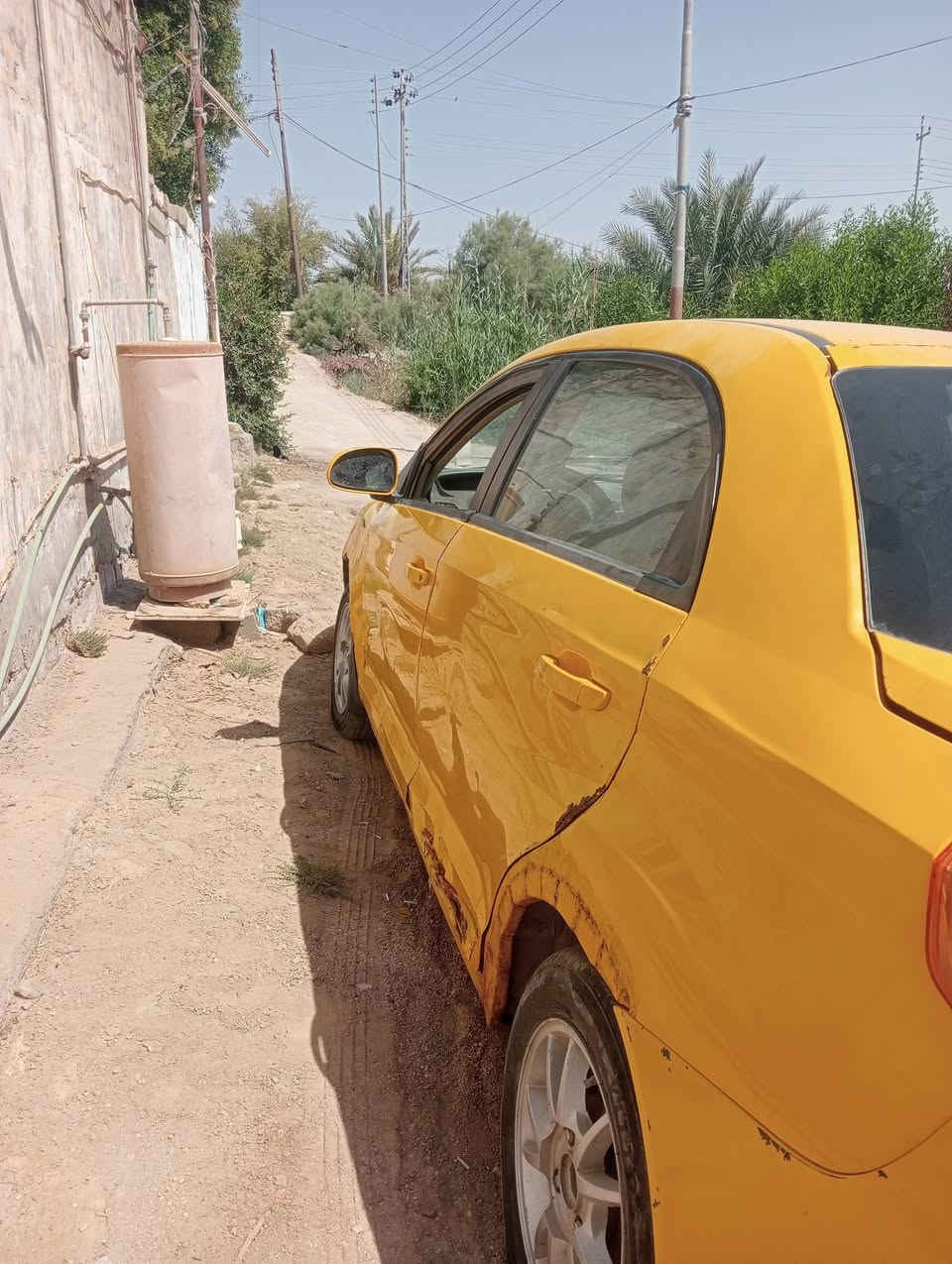 سلام عليكم لبيع بدون راعي كوم حديد مكينة وكير كورلا مكينة كايمه دخن كير نضيف كهربائيات كلااا شغال مكان ناصريه مركز سعر 9 بيه مجال *********** واتساب خاص مفتوح

