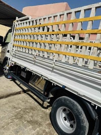 كنتر حمل للبيع موديل 2024 أخت الجديده سياره مامتعوبه مثل ما موضح بصوره...