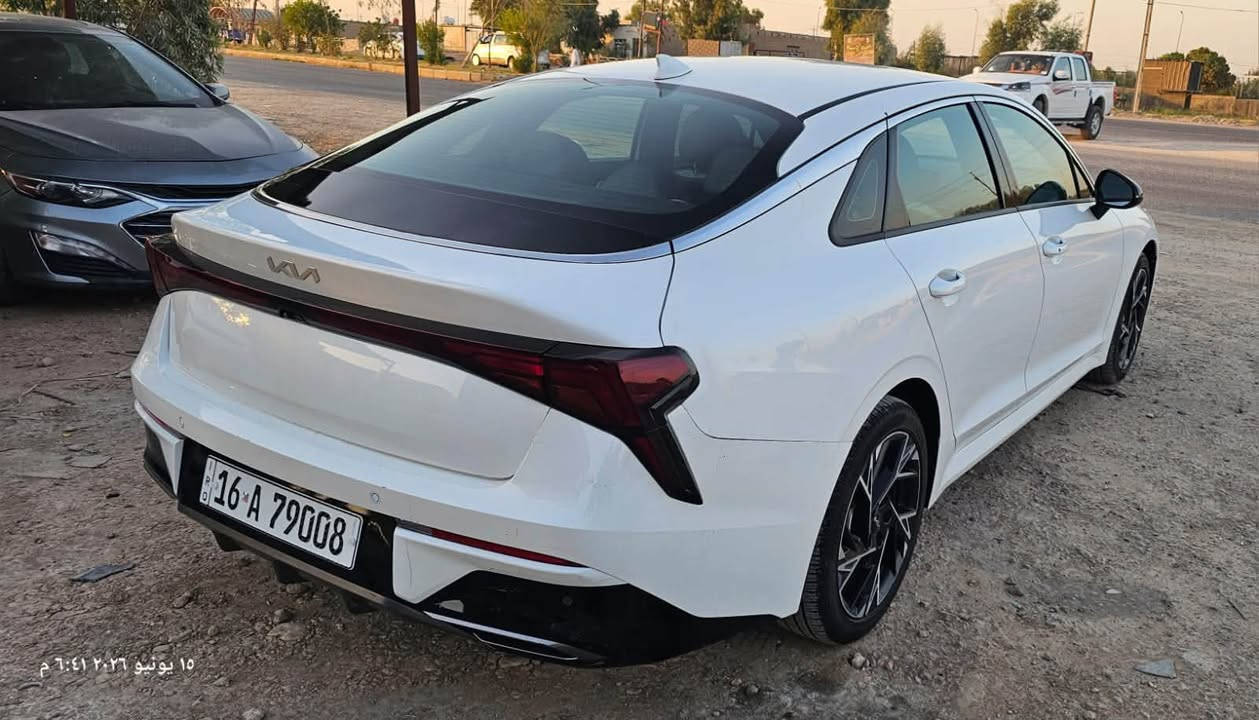 السلام عليكم
كيا K5 وارد امريكي GT 2025
ماشيه 11 الف دخول جديد مرقم قادسية شهداء 
موصفاتها فول عدا الفتحة محرك 2500
السيارة جاهزة ماعايزة شي وبالعافية على الي ياخذها 
ضررها تبديل قبق جنطة ودعامية نفس اللون
صورة الحادث ورقم الشاصي مرفق مع المنشور 
مكاني ديوانية حمزة الشرقي 
سعرها 170 
للأستفسار الاتصال ***********
