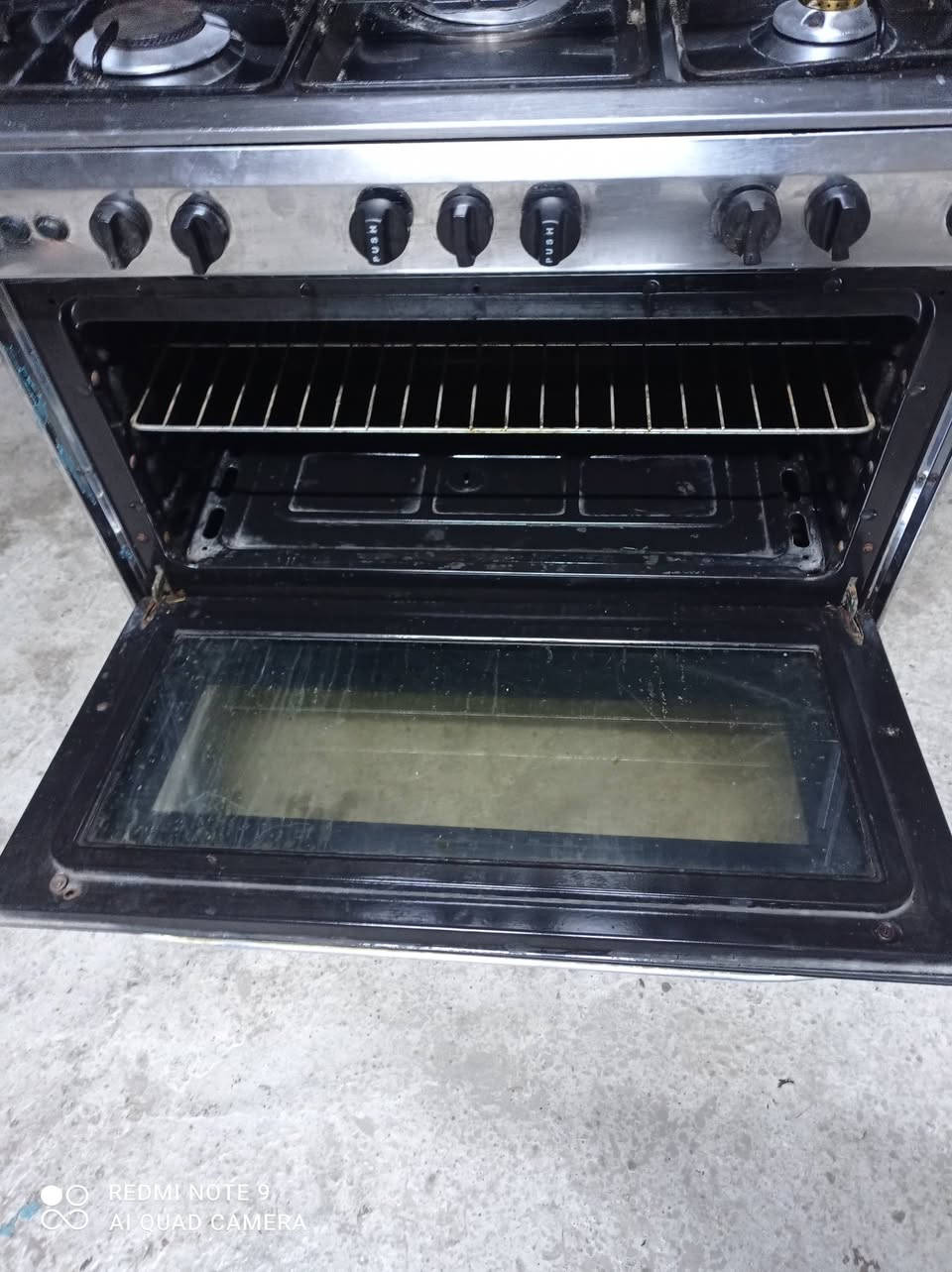 طباخ مصري سعره 200 العنوان صياحيه مقابل كوين بارك بابل وتساب مفتوح ***********
