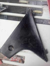 مثلثات TM • متاح بكميات • قطع غيار