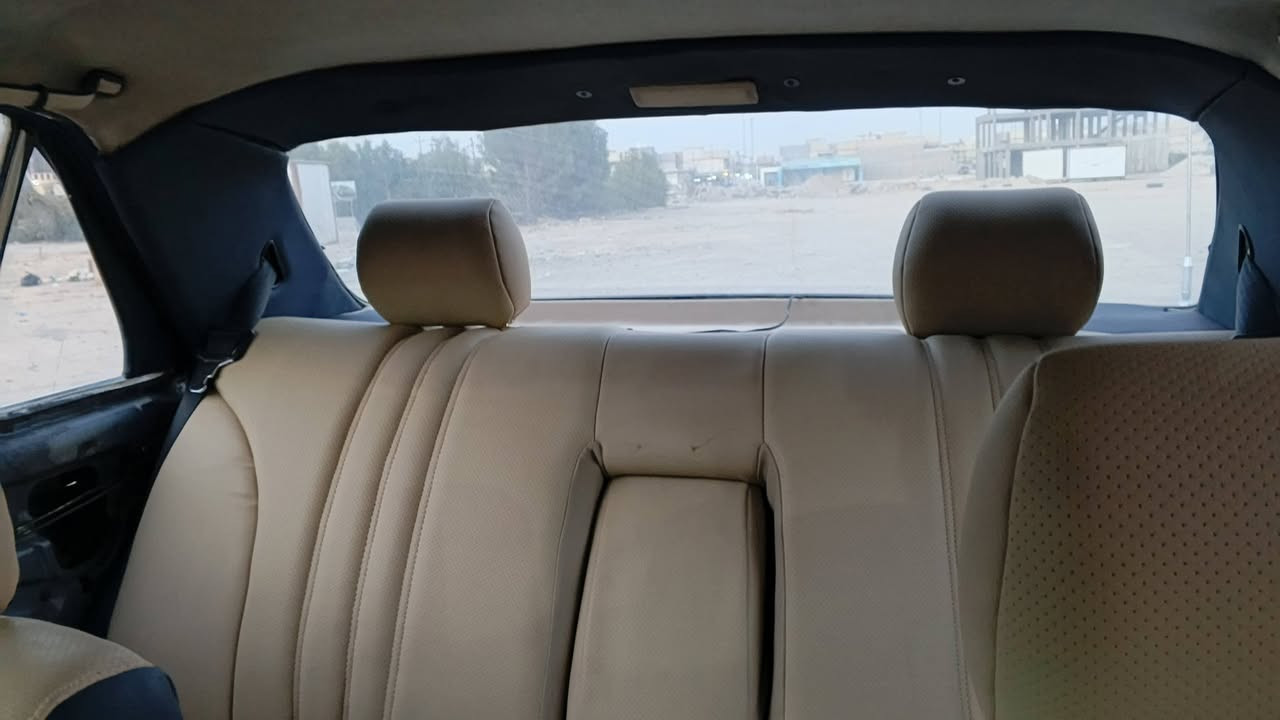 السلام عليكم موديل 85 رئاسي محرك vvt شلعه حلوه غرفه تخبل تبريد نقص فإن فريز جديد حداديه خلفي مبدله الامامي نص عمر رقم بغداد انكليزي تحويل ثاني يوم سعرها 48 بيها مجال  قليل نصبتها حلوه سياره تجي شوف وتقتنع يله تأخذها الشراي يتصل ***********
