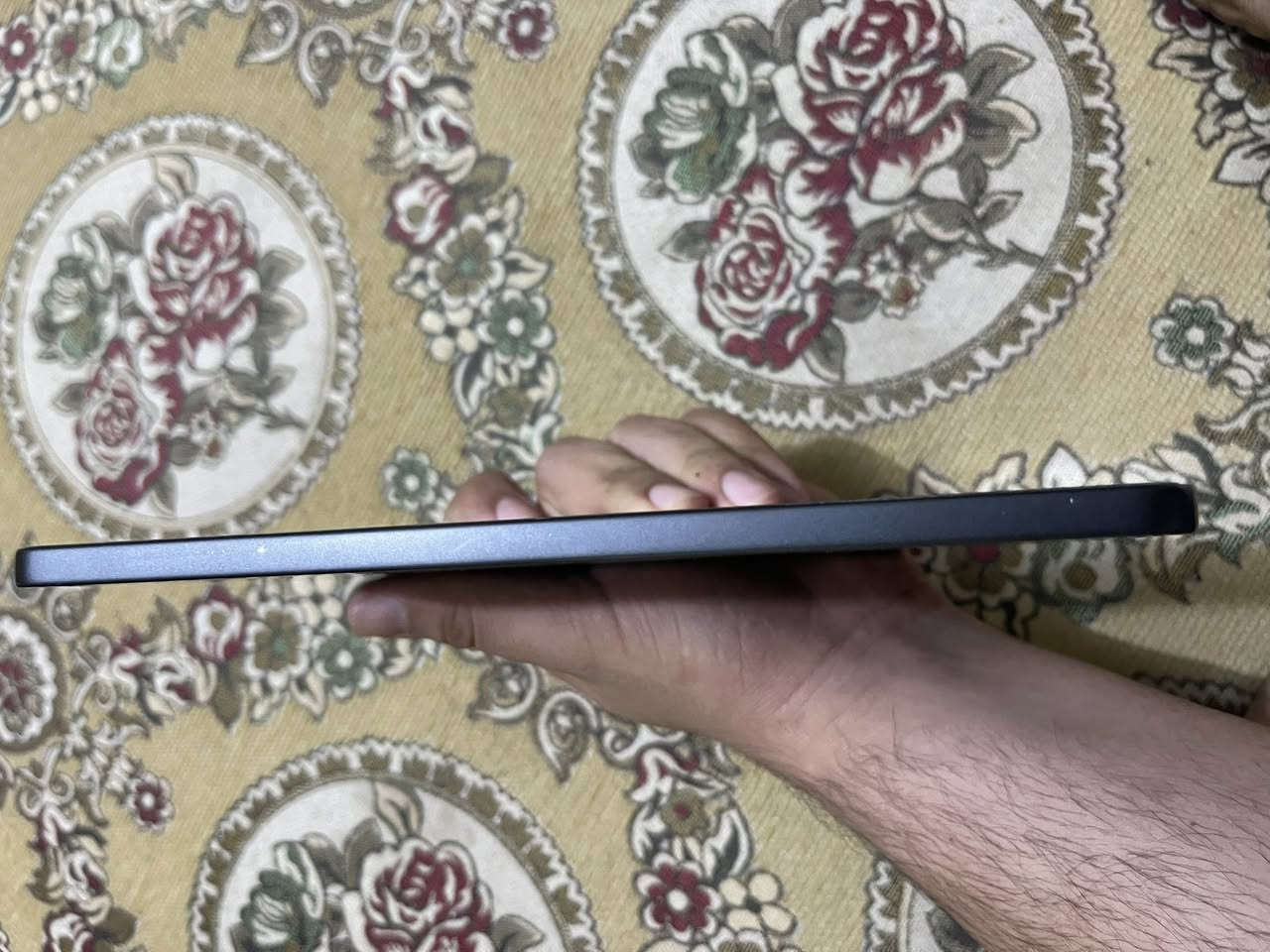 ايباد ريد مجك استرا ذاكره 256 جهاز نضيف و استعمال  قليل كلش بطاريته ٩١ جهاز انضف من صور بس بيه دائره بل شاشه ما تبين شلع بل من تسوي شاشه بيضه خفيفه كلش موضحه بل صور سعر ٦٥٠ عنواني بلبصره القبله متواجد واتساب او اتصال 
‏***********
