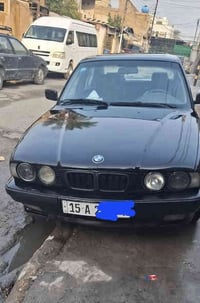 BMW 525i موديل 1992 بجم عريض   دعاميات m   كراسي جلد كير اوتوماتيك محر...