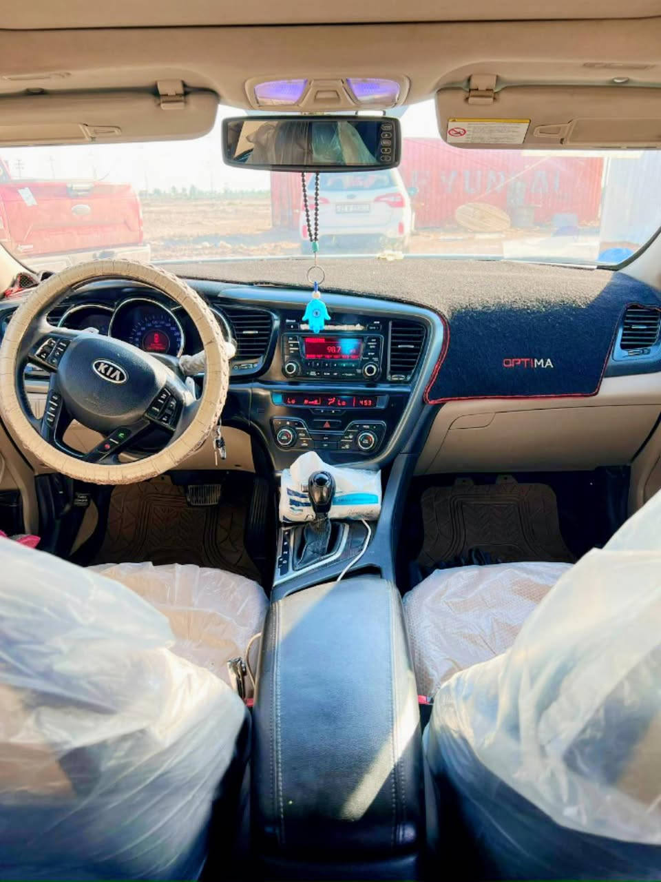 السلام عليكم

كيا اوبتما 2012 خليجي فول مواصفات ما عدا 
البصمة 

رقم اربيل تريد تحويل تريد وكالة 
سنوية الى27 
محرك 2000 دوش 
ماشيه 270 الف كم 
مري شفط 
لد نهاري
سقف بانوراما + فتحة بالسقف 
تحكم ستيرن شفتات 
قطعتين تبريد ثلج
كامره دوارة …

 مكفولة كفالة عامة ما عدا بعض الشخوط وسونارها موجود 

العنوان - واسط / الكوت 

السعر: 120 $وبيها مجال بسيط 

الاتصال رقم  الهاتف  / ***********
