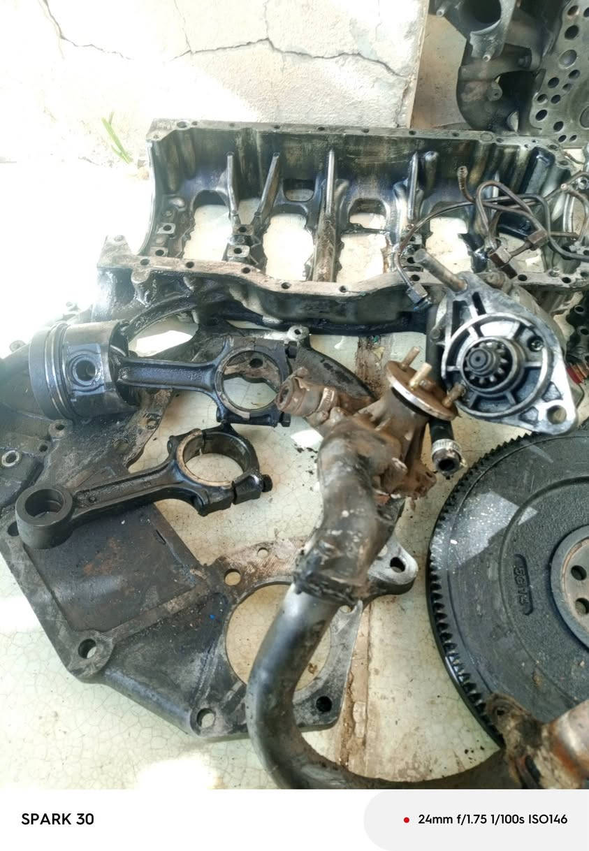 سلام عليكم  كيه بسته كور كوري مغسول جديد كور جديد بم سلف بور القراض مكينه من عده كرنك وسلندر تلبفيه كلهن على ضمان البيعع
مكاني ديالى شهربان 

***********
