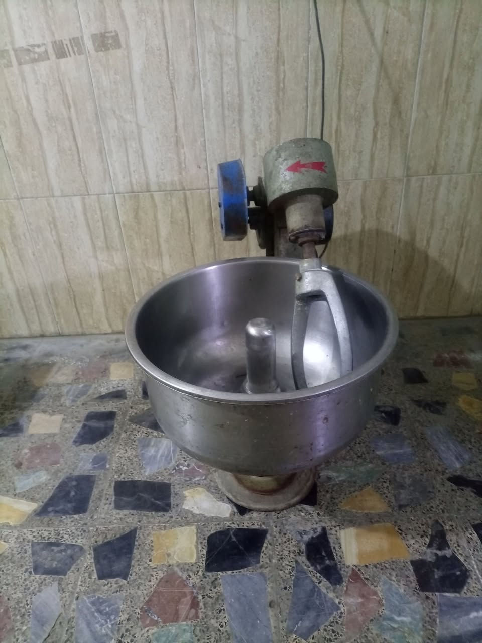 للبيع 
عجانة 20 كيلو
سعرها ٢٢٥ الف
بغداد الطالبية
***********
الشراي يتصل
غير متواجد على الفيس
