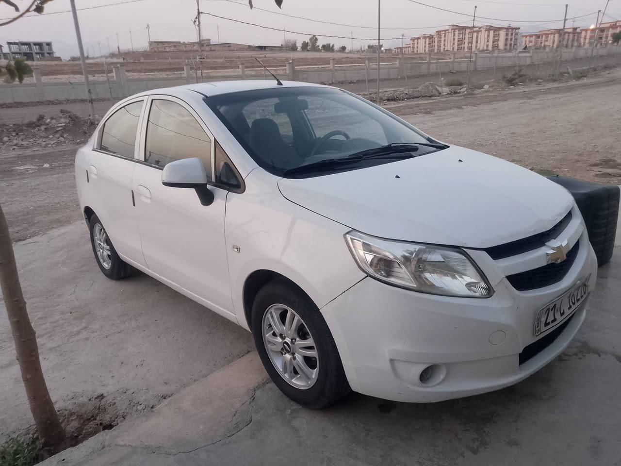 شۆفلێت سێڵ بۆ فرۆشتن مۆدیل 2012 ئاوێنە سپیABSبۆیاخی هیچ نیە سەنەوی تازەیە ڕەقەم
***********
