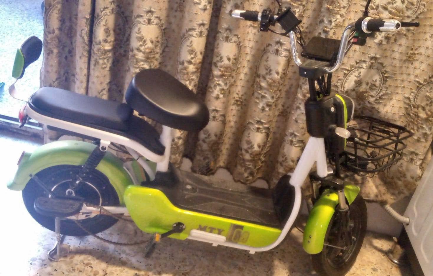 السلام عليكم دراجه شحن اخت جديده للبيع  
رقم صاحب الدراجه
***********
