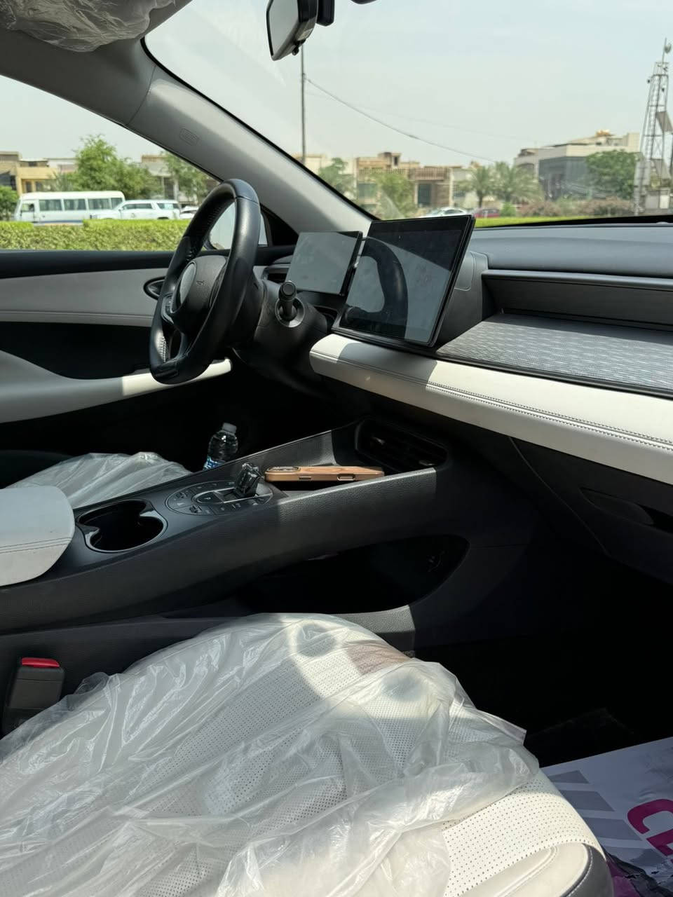 بي واي دي سيل فايف
2025

السياره ماشيه12 الف فقط

السعر 19650 🔥

السياره جديده جدااااا

كلشي على وضع الشركه✅

مكان السياره بآبل الاسكندريه 

‏***********
