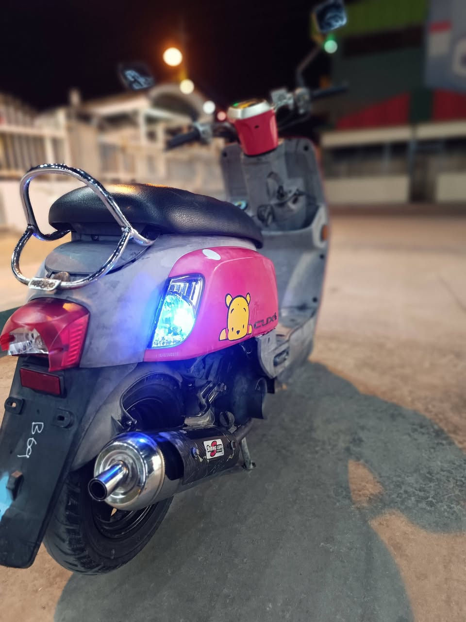 سلام عليكم 
ماكس بوليس مسطره للبيع 
مكينه مكفوله من مفتوحة 
كفر بلادي ختم واحد ويه المكينة 
صالنصه صچميه حاويه 
كلچ WF بلادي شلعه و معدل تشك الكاع  
منظومه زينون بلادي 
موديل 2013 
السعر خاص
العنوان/البصرة / الدير
للأستفسار 
***********
واتساب
