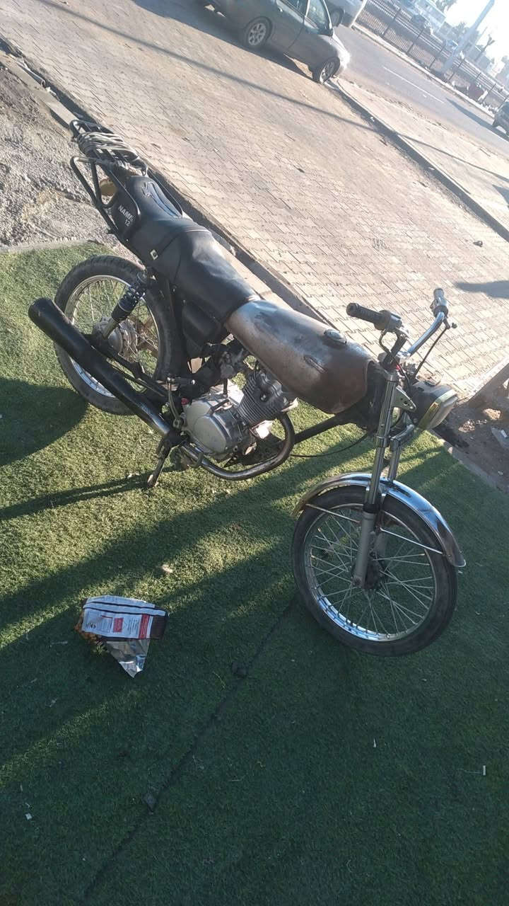 السلام عليكم دراجه ربعه كير حربي نامه شالمجه الشاصي 18والتعميره23الدراجه صوالي وكيله العارضي مالت شغل تأخذك من بيتك توديك الا شغلك 😁وترجعك الا بيتك 🤣الدراجه تجي وشوف تعجبك يصير خير ما تعجبك عوفه سعره450وبيه مجال الشراي مكانه النجف الكوفه شارع المعمل السمنت شارع السبيس  ملاحظه اني عدي شغل من ساعه 7الصبح الحد 6العصر متواجد بل الجريويه قرب مطعم العراق 🤗الرقم *********** ما بيه وتساب
