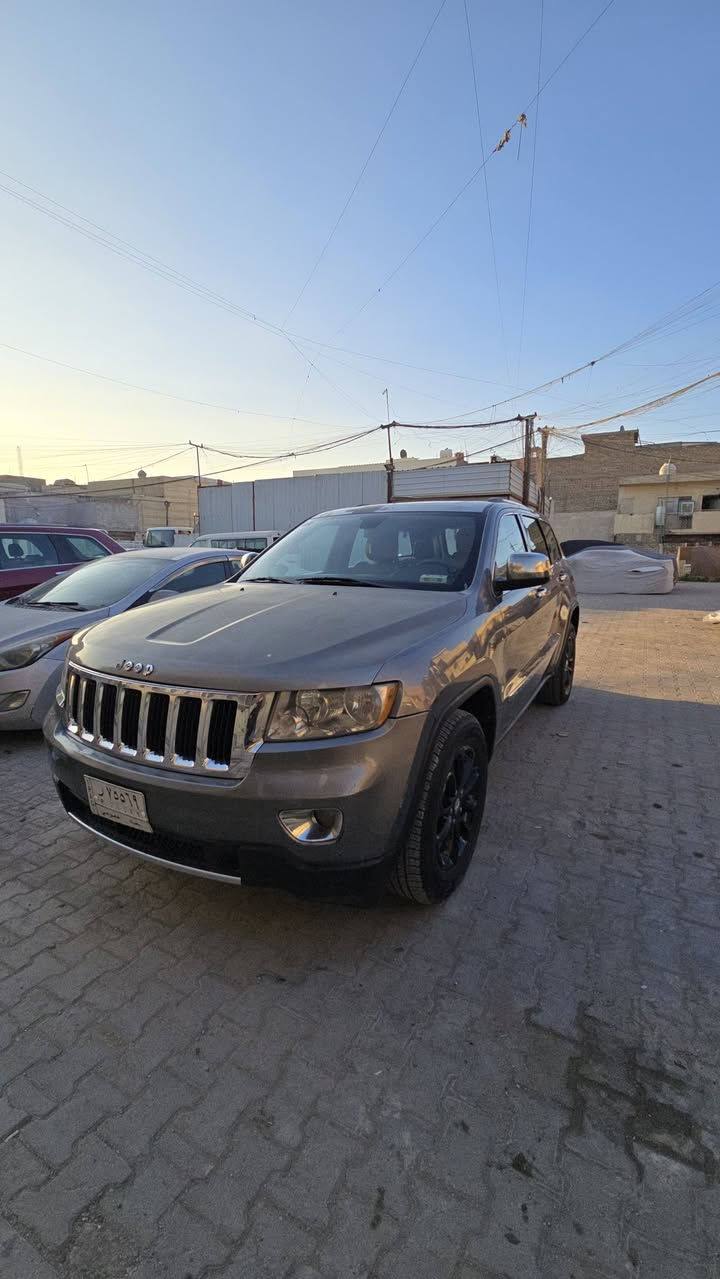 السلام عليكم جيب لاريدو رقم بغداد باسمي تحويل ثاني يوم سياره جاهزه خير من الله وارد امريكي حادثه شخوط بل قماره بدون ضربه تبريد تدفه كشن كهرباء فتحه سقف موديل ٢٠١١بغداد مدينه الصدر شراي يتصل ***********
