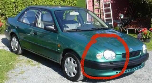 السلام عليكم لايت كورله 1999جهت اليمين قطعه وحده فقط مال امارات
السعر 20 الف 
***********
