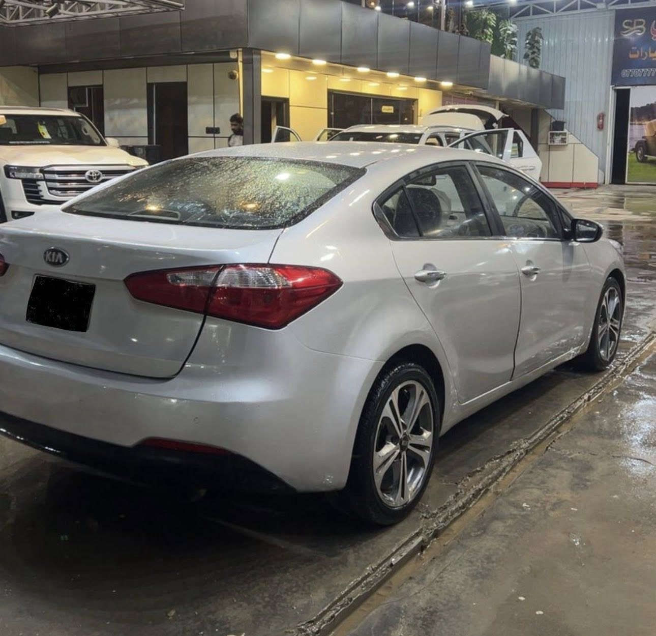 سلام عليكم
سيراتو 2014
#فول السياره
#محرك وكير علشرط
#تحكمات ستيرن
#نظام ايكو
#تبريد تتدفه
#شاشه بلوتوث بلادي
#كشنات تبريد تتدفه
#مري شفط
#السياره جاهزة
#محرك 1600 
وبعد خير من الله بيها موصفات
#السياره كصه جنطه متعوب عليها هواي 
السعر 46وبيها مجال بسيط
مكاني نجف
***********
